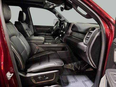 Used 2020 RAM 1500 Limited image 28