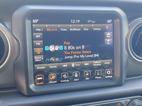 Used 2023 Jeep Wrangler Unlimited w/ Cold Weather Group AWD/4WD image 27
