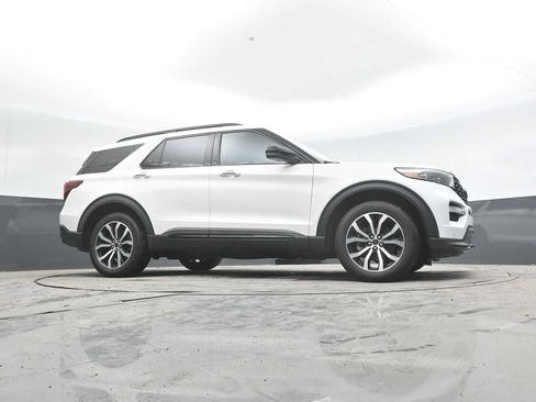 Used 2020 Ford Explorer ST w/ Premium Technology Package AWD/4WD image 29