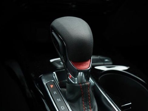 New 2026 Chevrolet Trax RS w/ Sunroof Package image 24