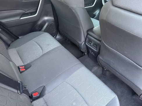Used 2023 Toyota RAV4 XLE AWD/4WD image 17