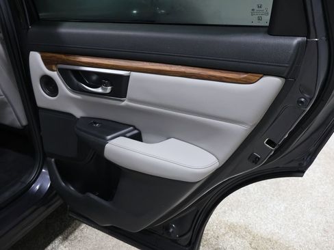 Used 2019 Honda CR-V Touring image 23