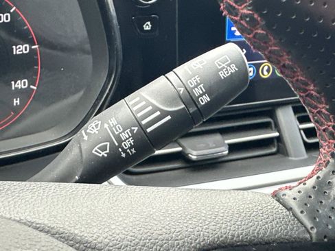 Certified 2024 Chevrolet Trax RS image 23