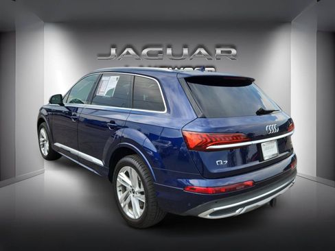 Used 2022 Audi Q7 3.0T Premium Plus w/ Premium Plus Package AWD/4WD image 3