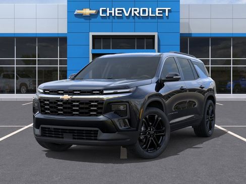 New 2026 Chevrolet Traverse LT w/ LPO, Floor Liner Package image 6