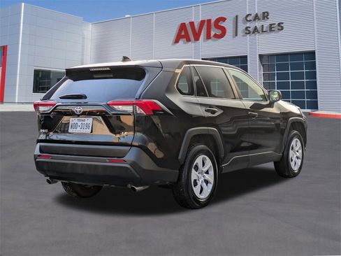 Used 2025 Toyota RAV4 LE image 6