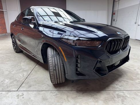 New 2026 BMW X6 M60i image 7