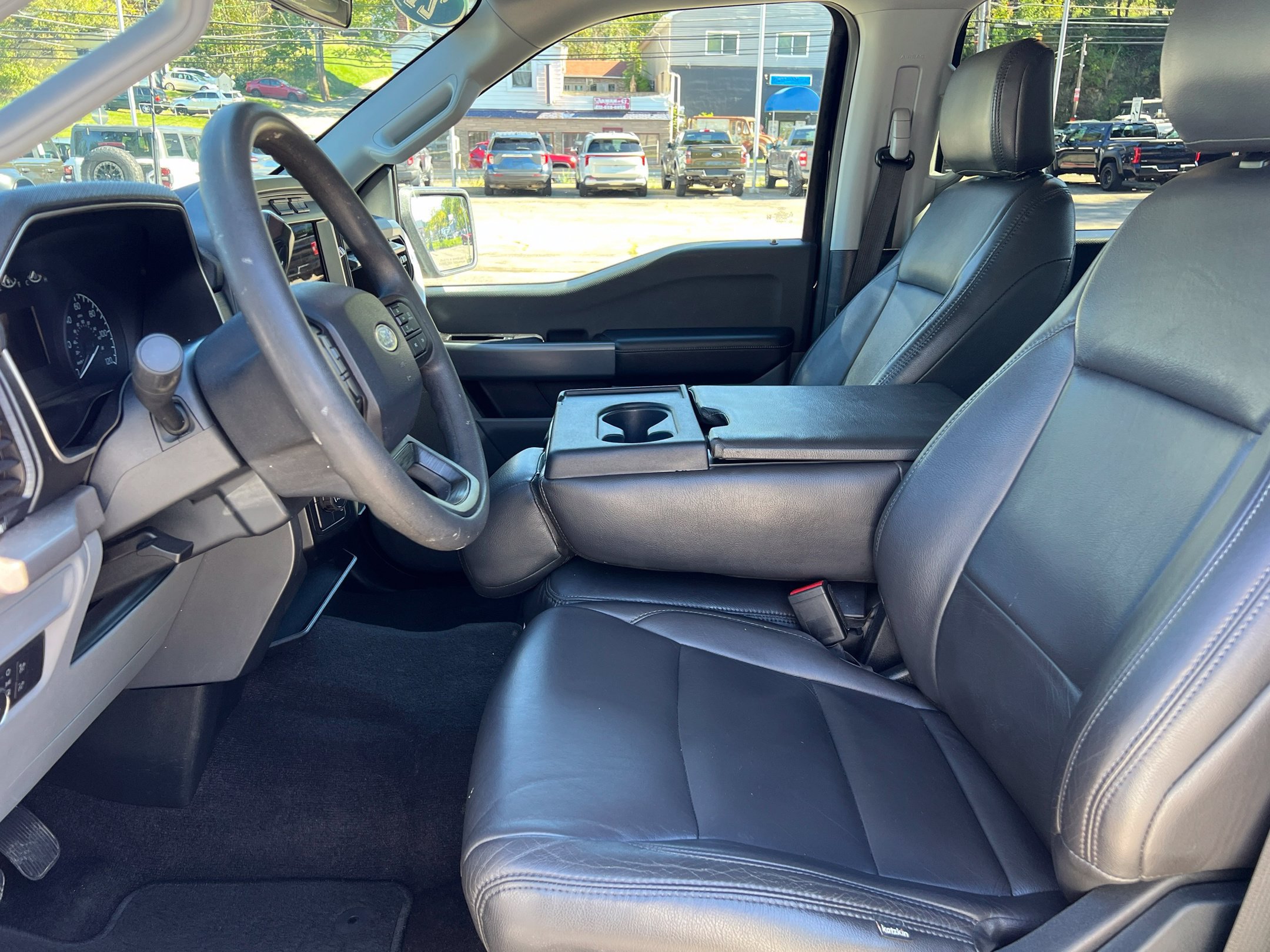 Used 2021 Ford F150 XLT AWD/4WD image 19