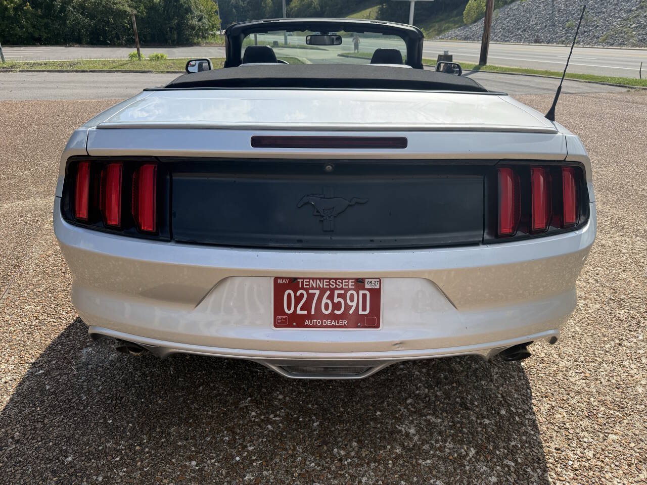 Used 2015 Ford Mustang w/ Equipment Group 051A RWD image 4