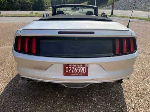 Used 2015 Ford Mustang Deluxe Convertible w/ Equipment Group 051A RWD image 4