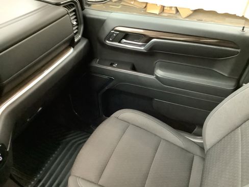 Used 2024 Chevrolet Silverado 1500 LT AWD/4WD image 23