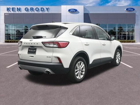 Used 2021 Ford Escape SE AWD/4WD image 7