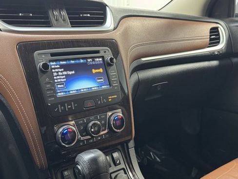Used 2016 Chevrolet Traverse LTZ image 24