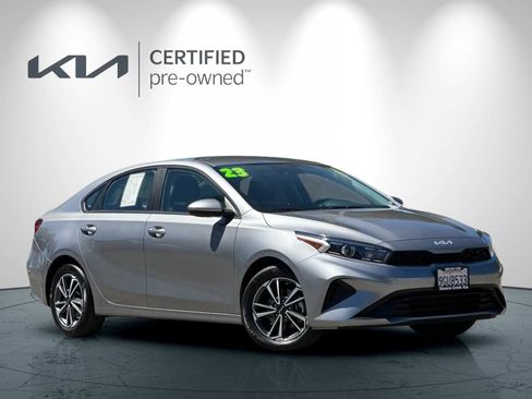 Certified 2023 Kia Forte LXS FWD image 2
