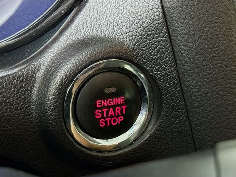 Used 2016 Subaru Outback 3.6R Limited image 21