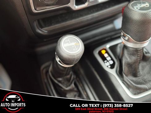 Used 2018 Jeep Wrangler Unlimited Sport S image 32