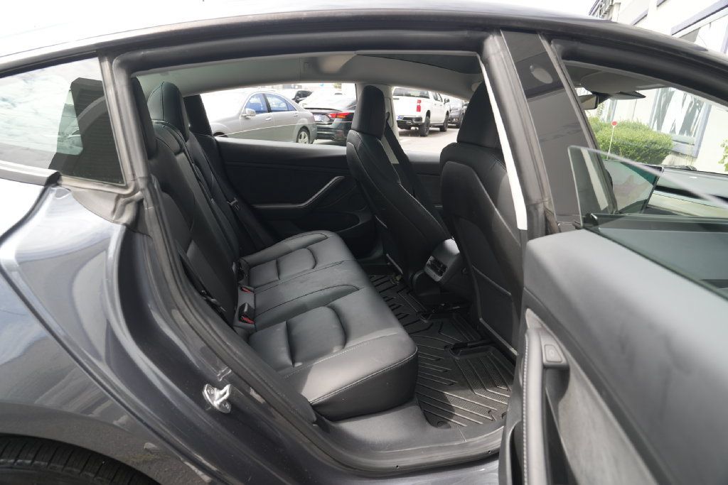 Used 2023 Tesla Model 3 Standard Range RWD image 36