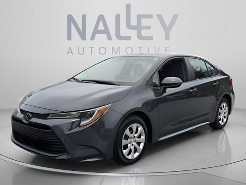 Used 2024 Toyota Corolla LE FWD image 1