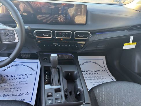 New 2026 Nissan Sentra SV w/ SV Convenience Package FWD image 12