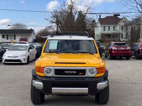 Used 2007 Toyota FJ Cruiser 4WD image 3