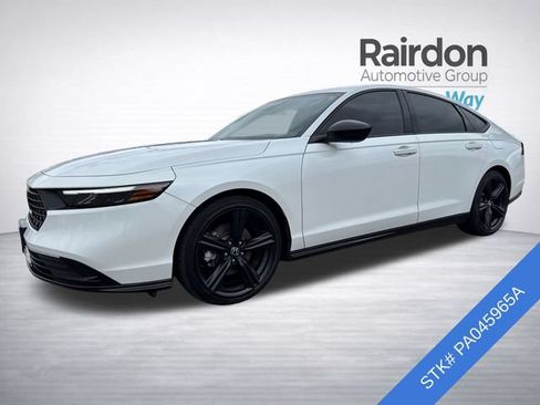 Used 2023 Honda Accord Sport image 3