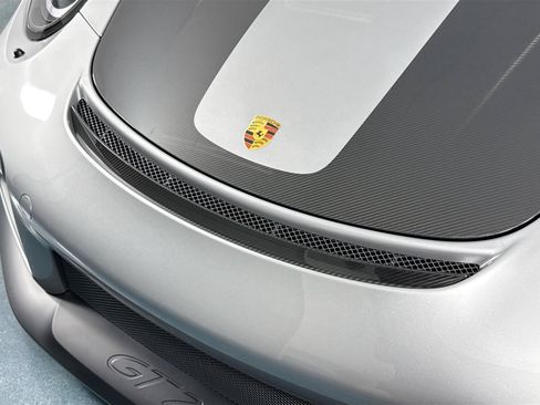 Used 2018 Porsche 911 GT2 RS RWD image 81