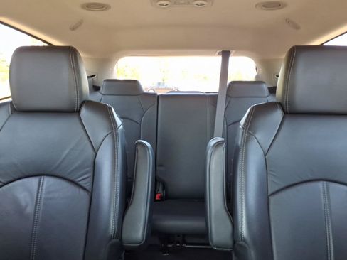 Used 2015 Chevrolet Traverse LT AWD/4WD image 14