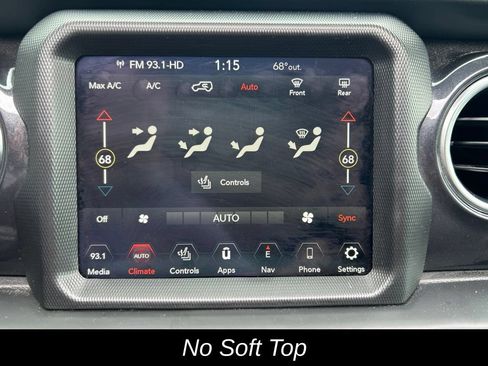 Used 2023 Jeep Wrangler Unlimited Sahara AWD/4WD image 27