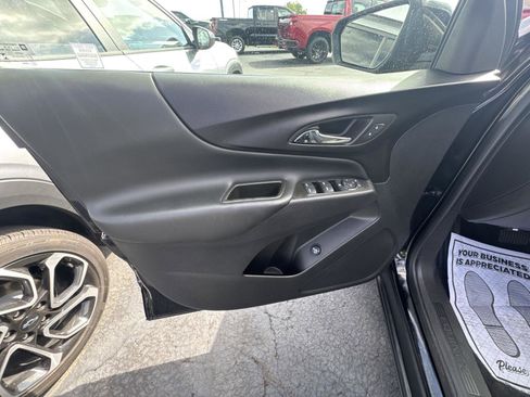 Used 2024 Chevrolet Equinox LT FWD image 7
