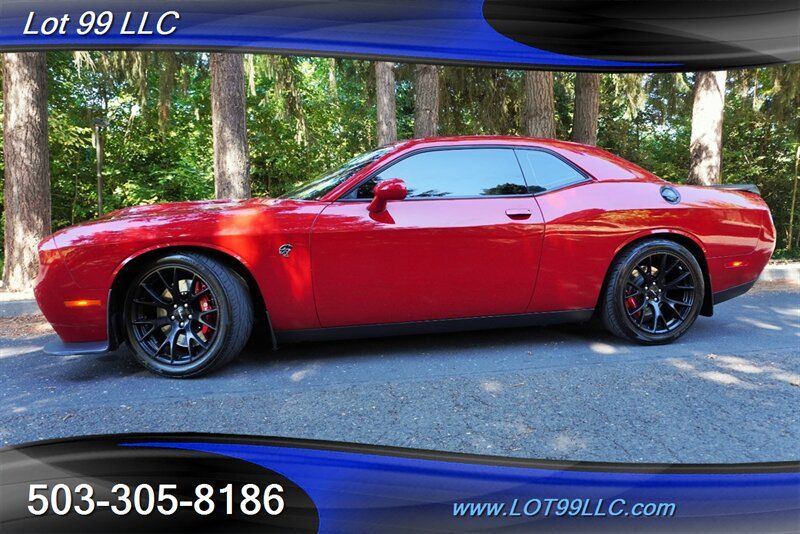 Used 2015 Dodge Challenger SRT Hellcat RWD image 5