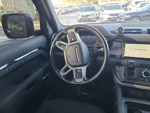 Used 2022 Land Rover Defender 110 image 7