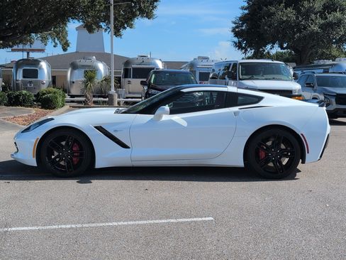 Used 2019 Chevrolet Corvette Stingray Coupe w/ 3LT Preferred Equipment Group RWD image 2