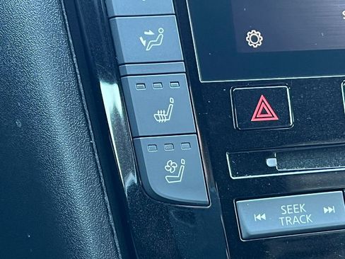 Used 2022 INFINITI QX55 Essential w/ Proassist Package image 30