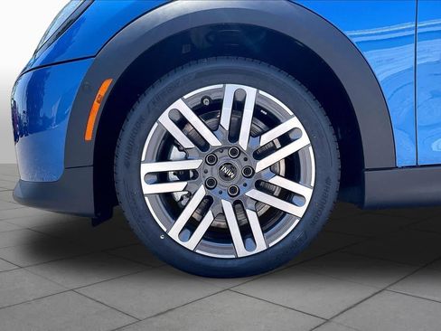 New 2026 MINI Cooper 4-Door Hardtop FWD image 11