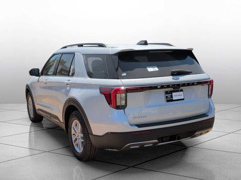 New 2026 Ford Explorer Active RWD image 13