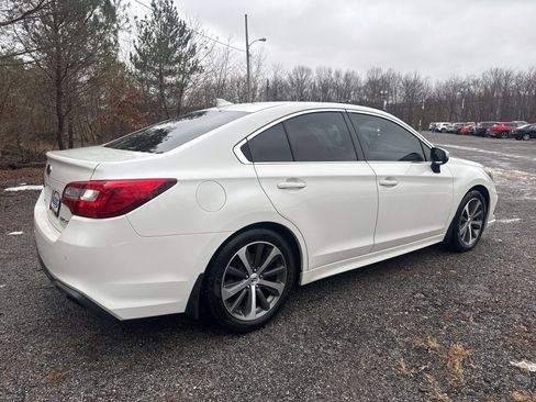 Used 2018 Subaru Legacy 2.5i Limited image 10