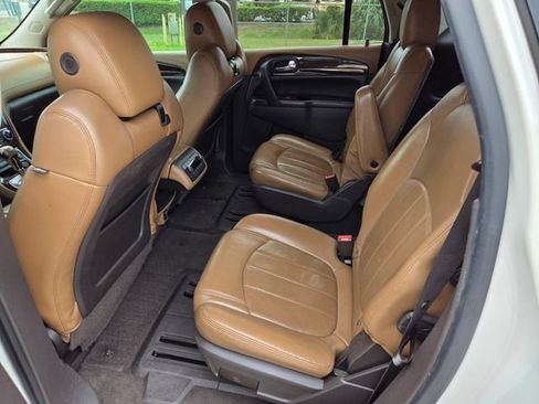 Used 2014 Buick Enclave Leather FWD image 9