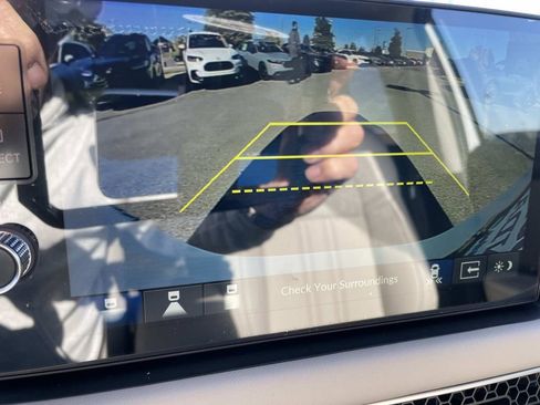 New 2026 Honda HR-V EX-L image 18