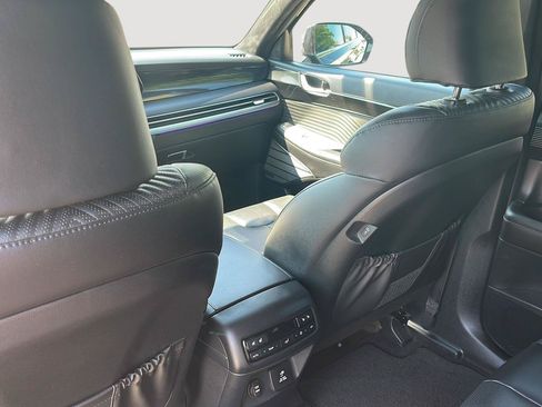 Used 2025 Hyundai Palisade Calligraphy AWD/4WD image 18
