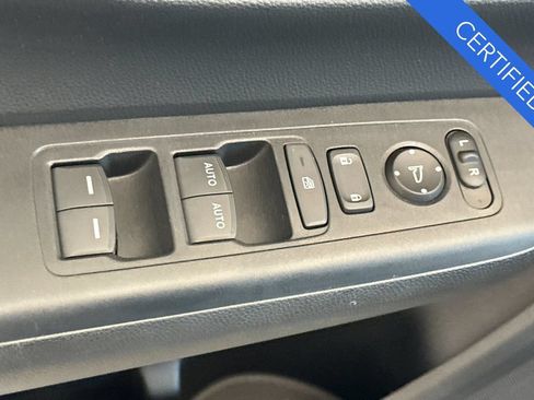 Certified 2025 Honda CR-V EX image 12