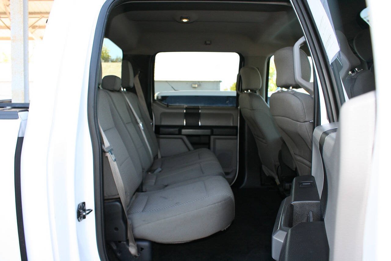 Used 2016 Ford F150 XLT AWD/4WD image 21