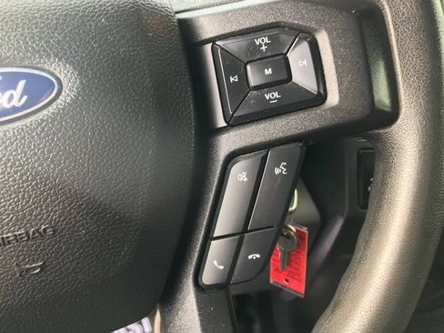 Certified 2022 Ford F350 XLT w/ XLT Value Package image 11