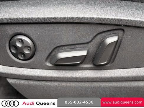 Used 2025 Audi Q5 2.0T Premium Plus w/ Premium Plus Package AWD/4WD image 21