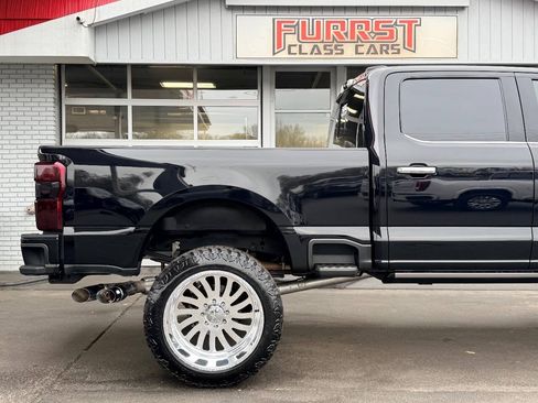 Used 2024 Ford F250 Platinum AWD/4WD image 11