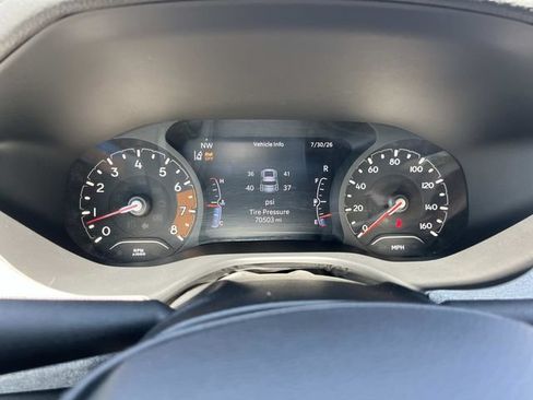 Used 2024 Jeep Compass Latitude AWD/4WD image 39