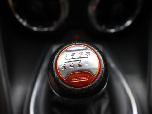 Used 2017 Chevrolet Camaro SS RWD image 50