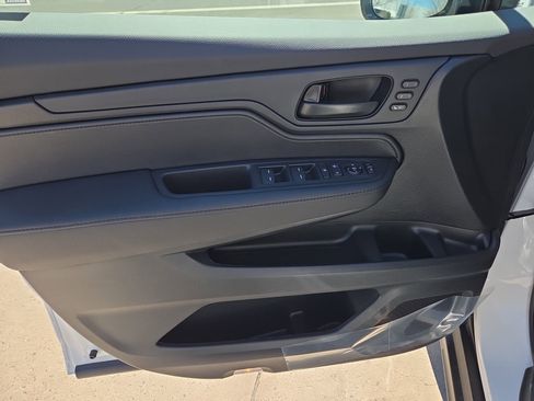 New 2026 Honda Odyssey EX-L image 10