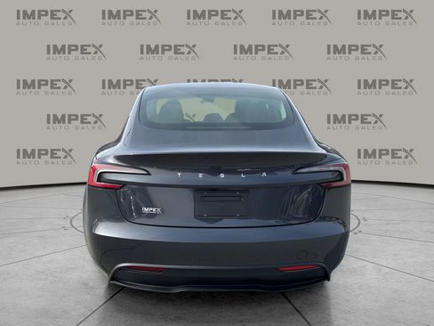 Used 2024 Tesla Model 3 Standard Range image 4