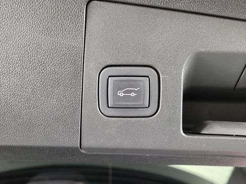 Used 2023 Cadillac XT4 Sport AWD/4WD image 10