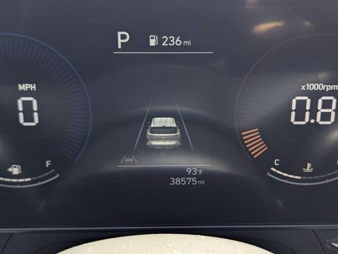 Used 2025 Hyundai Kona SEL FWD image 12